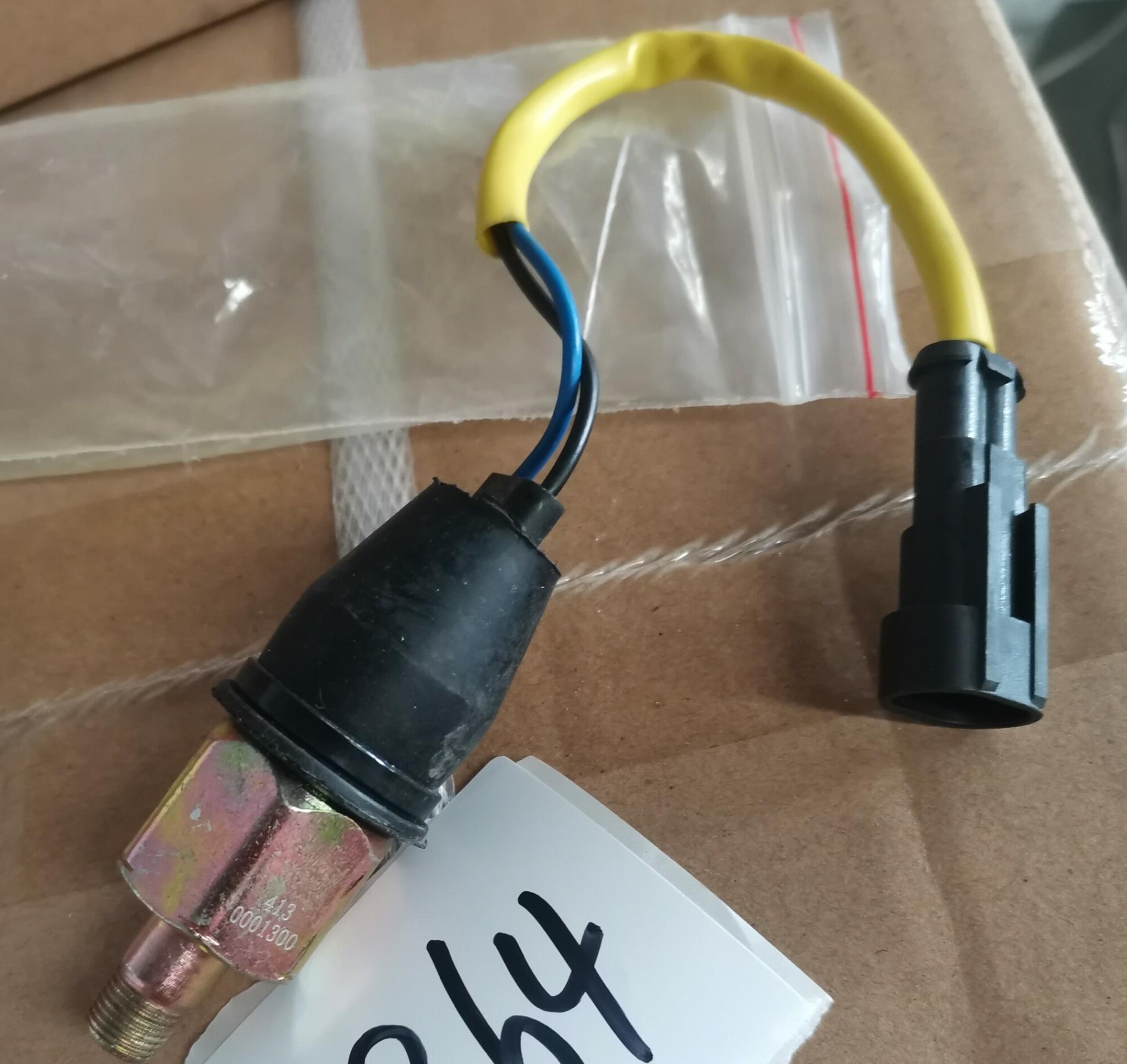 Датчик давления масла ГМП SDLG BS428/ZL20 YK215B1/4130001300